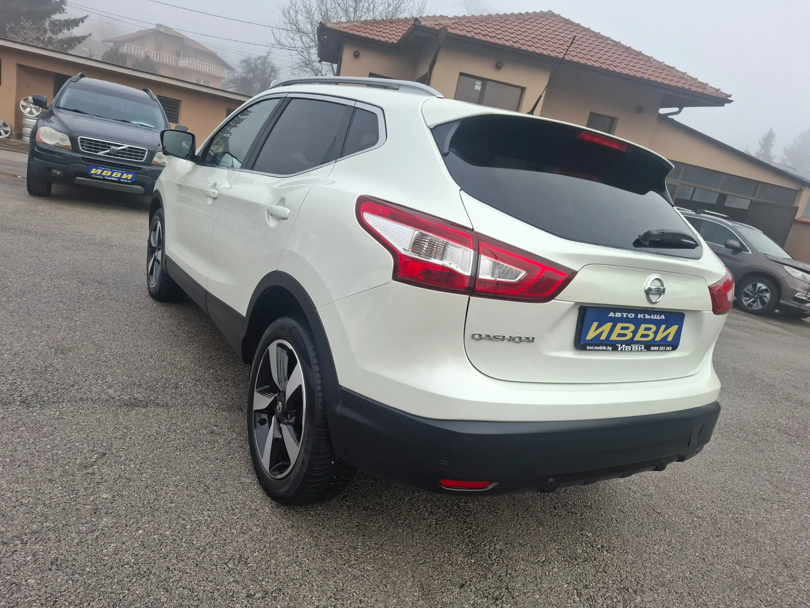 Nissan Qashqai 1.6 DCI TEKNA 360 KAMERA - изображение 4