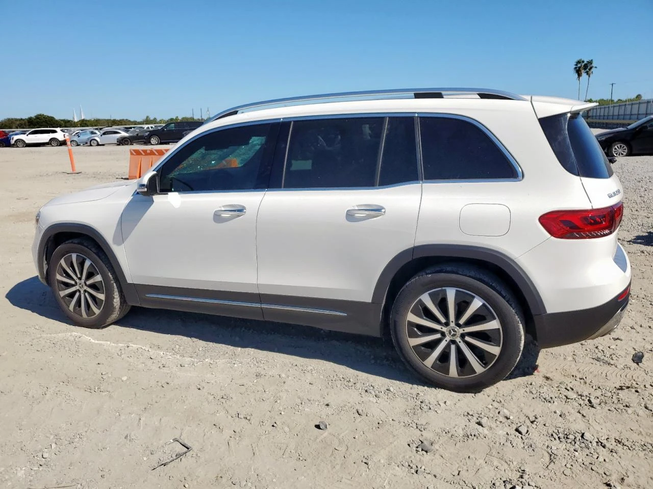 Mercedes-Benz GLB * 250*  - изображение 6