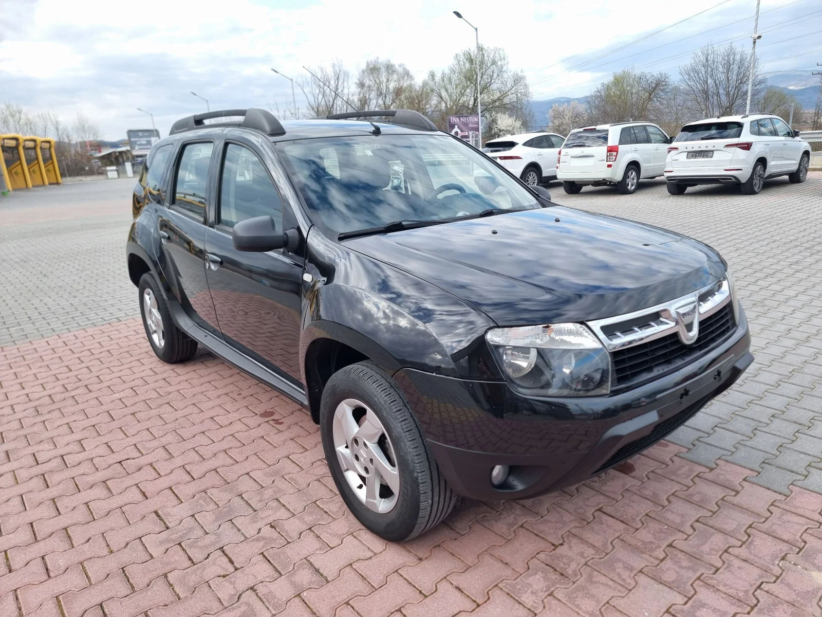 Dacia Duster 1.5 , снимка 8 - Автомобили и джипове - 53976184