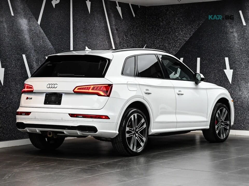 Audi SQ5 * TECHNIK * PANO * Автокредит * (Цена до България), снимка 5 - Автомобили и джипове - 55303463