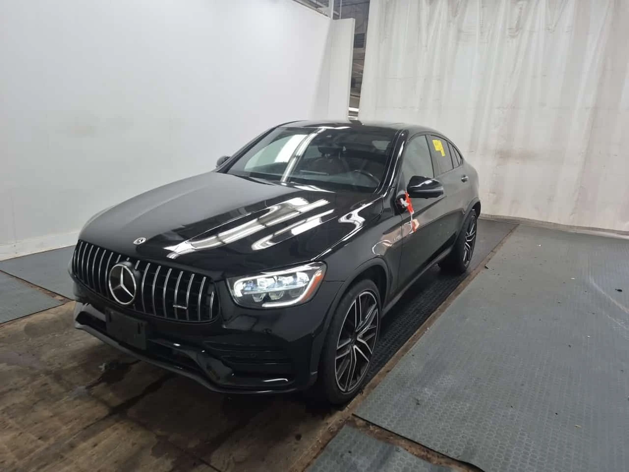 Mercedes-Benz GLC 43 AMG  360 / DISTRONIC / АВТОКРЕДИТ , снимка 2 - Автомобили и джипове - 55446052