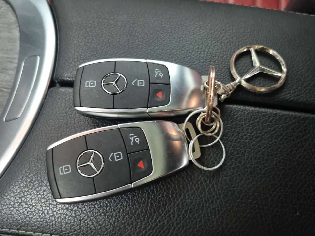 Mercedes-Benz GLC 43 AMG  360 / DISTRONIC / АВТОКРЕДИТ , снимка 9 - Автомобили и джипове - 55446052