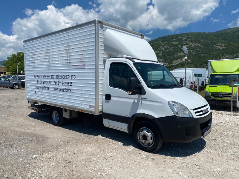 Iveco Daily -35С18/ФУРГОН-4, 50м.+ ПАДАЩ БОРД/ВНОС ОТ ИТАЛИЯ, снимка 3 - Бусове и автобуси - 50552554