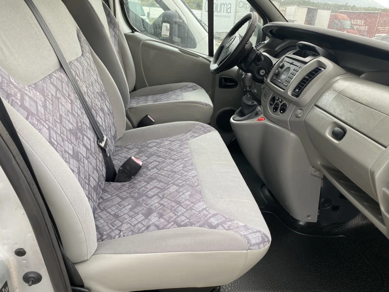 Opel Vivaro -1, 9TDI-101k.c./ПЪТНИЧЕСКИ-9МЕСТА/КЛИМАТИК, снимка 7 - Бусове и автобуси - 52277773