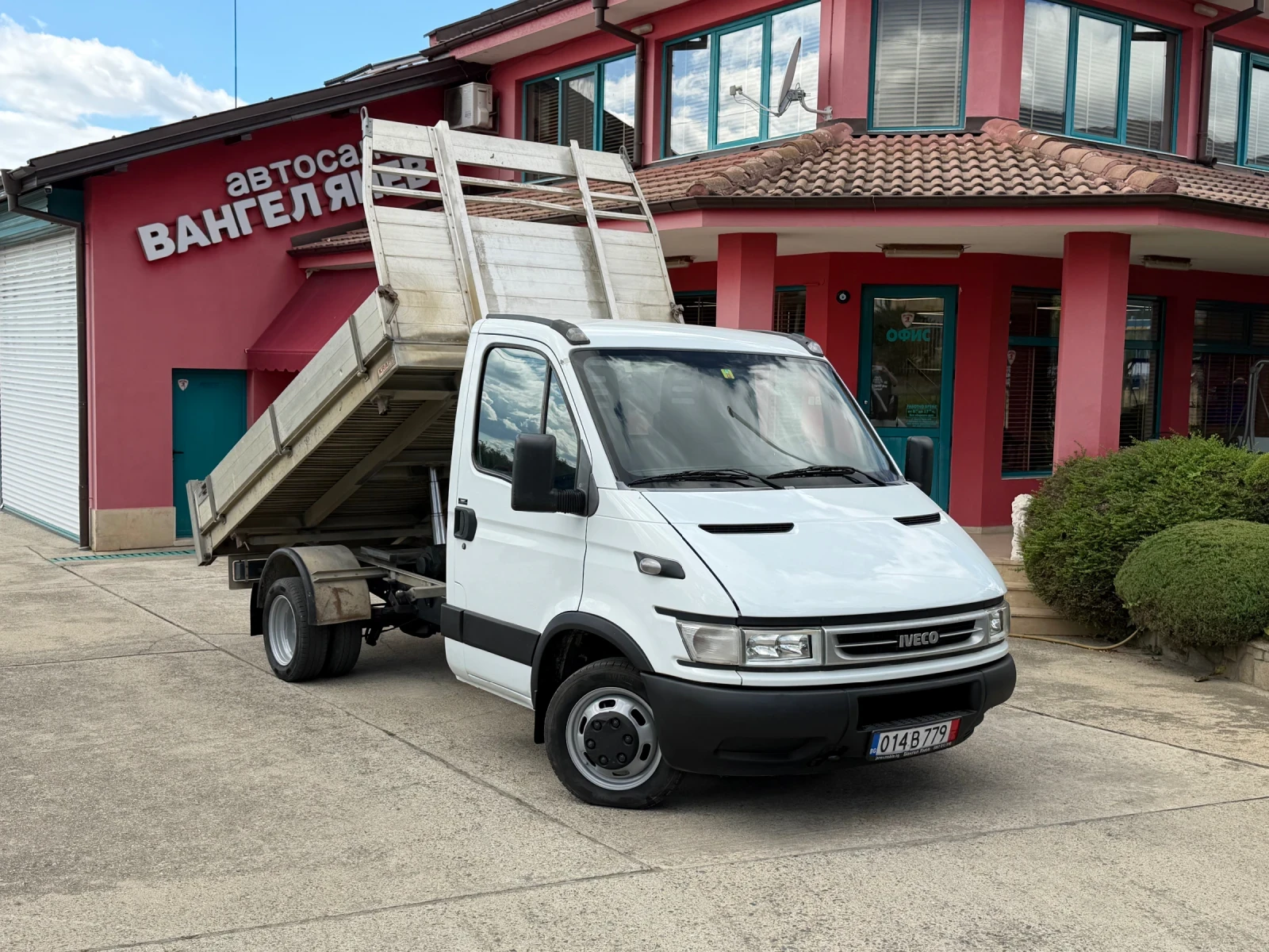 Iveco Daily 3.0HPT* 35C14* ���������� ��������* 3.30 ����� ��� | Mobile.bg � ����������� 14