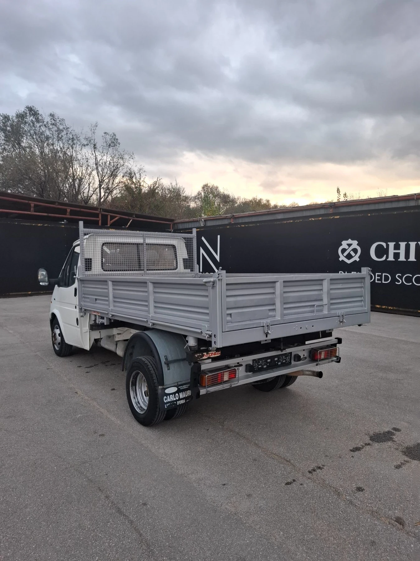 Ford Transit 2.5TD 100к.с 3странен САМОСВАЛ , снимка 14 - Бусове и автобуси - 56660372