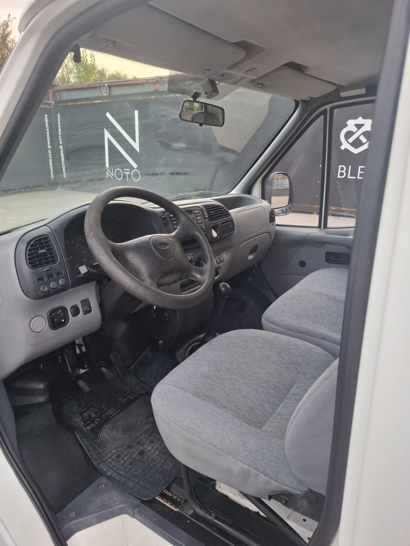 Ford Transit 2.5TD 100к.с 3странен САМОСВАЛ , снимка 10 - Бусове и автобуси - 56660372