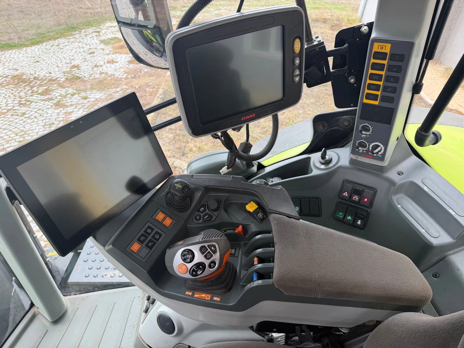 ������� Claas AXION 850 CEBIS ���� ����  ��������� ������ | Mobile.bg � ����������� 13