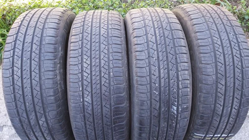 Гуми Летни 205/65R15, снимка 1 - Гуми и джанти - 28560943