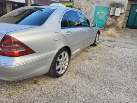Mercedes-Benz C 220 W 203 , снимка 4