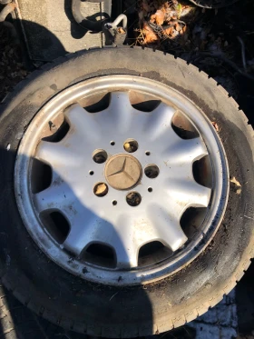 Mercedes-Benz E 290 На части, снимка 6