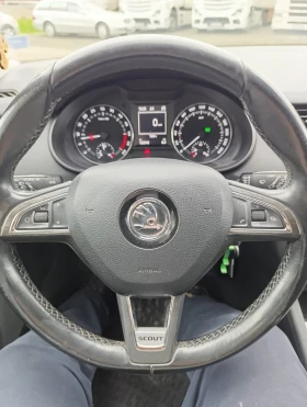 Skoda Octavia Scout, снимка 7