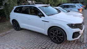 VW Touareg R-line V6 4 Motion 3, 0 TDI 286 k.c 8AT - 47899 € / 93682.30 лв. - 51485905 6