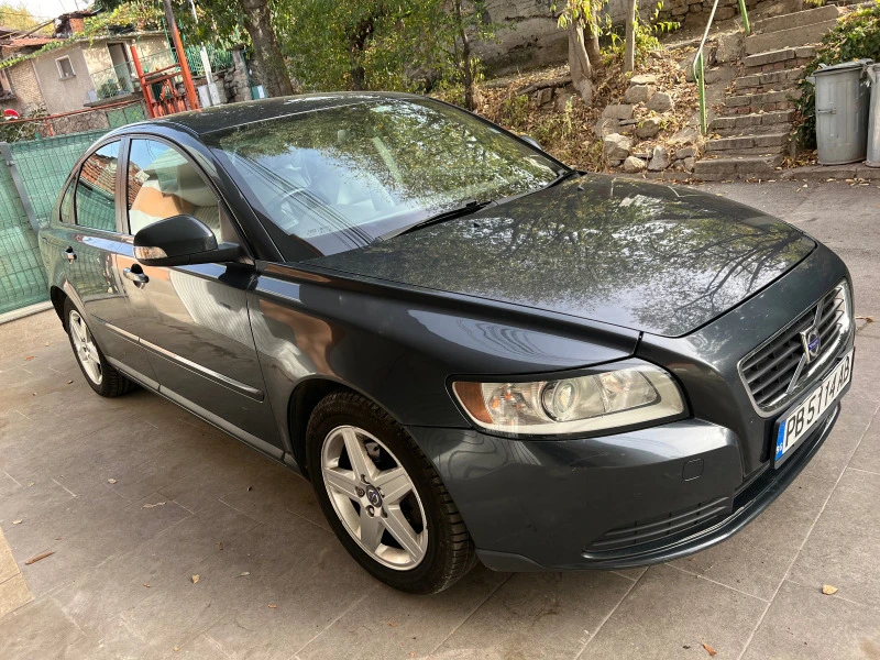 Volvo S40, снимка 3 - Автомобили и джипове - 47587087