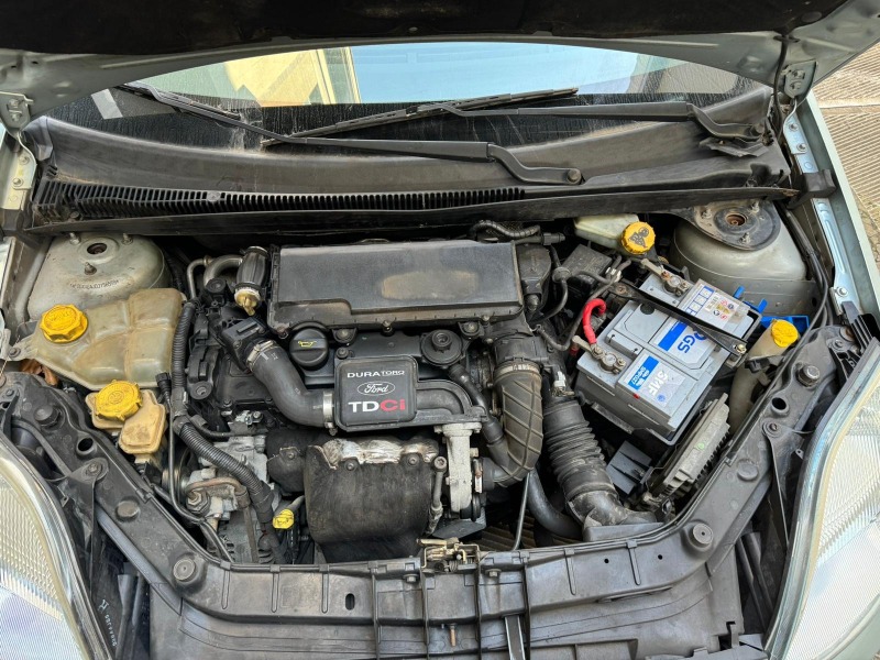 Ford Fiesta 1.4 Дизел ! Разход 4л.100км, снимка 10 - Автомобили и джипове - 45965729