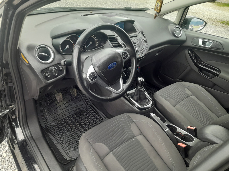 Ford Fiesta, снимка 8 - Автомобили и джипове - 46110727