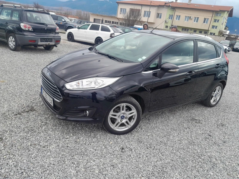 Ford Fiesta, снимка 1 - Автомобили и джипове - 47907713