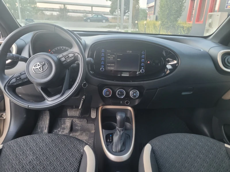 Toyota Aygo Aygo X, снимка 5 - Автомобили и джипове - 47460937