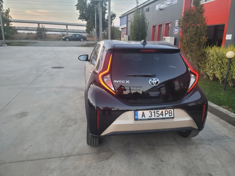 Toyota Aygo Aygo X, снимка 2 - Автомобили и джипове - 47460937