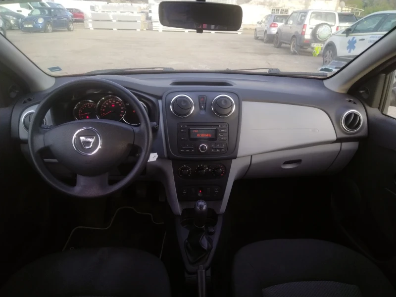 Dacia Sandero 1.2i, снимка 7 - Автомобили и джипове - 47525989