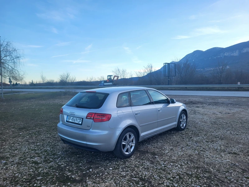 Audi A3 1.6TDi, снимка 5 - Автомобили и джипове - 48581451