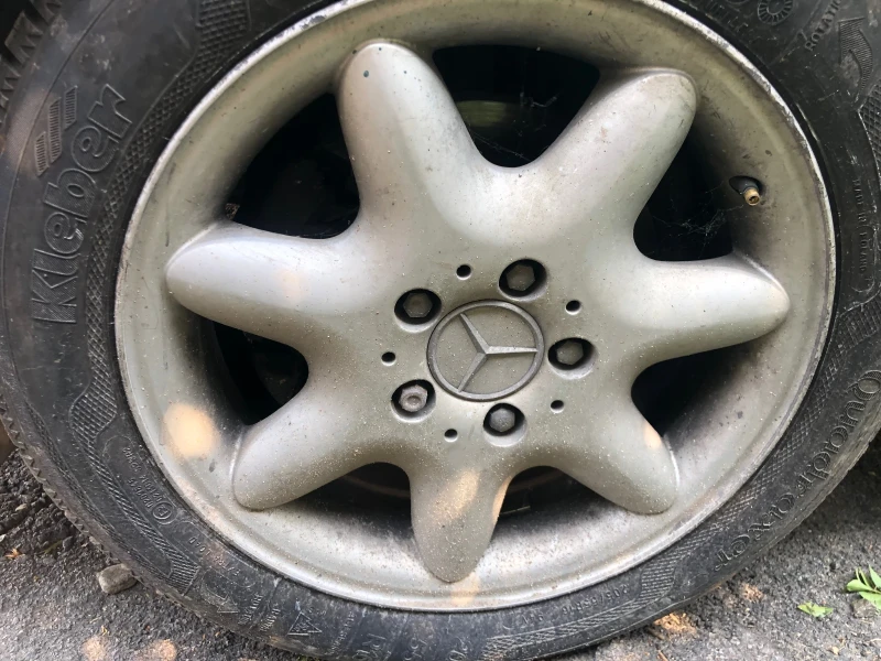 Mercedes-Benz E 290 На части, снимка 3 - Автомобили и джипове - 51502220