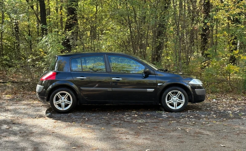 Renault Megane 1.5 dCi 100, снимка 5 - Автомобили и джипове - 52690476