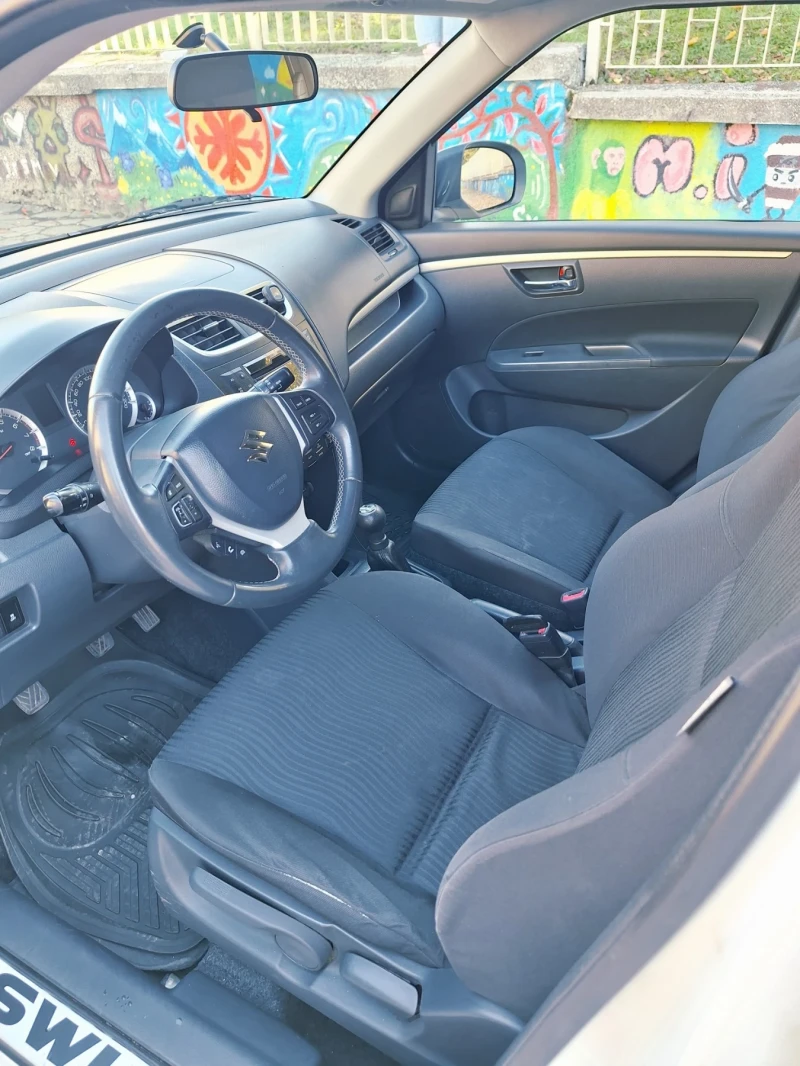 Suzuki Swift 1.3 Бензин, снимка 9 - Автомобили и джипове - 52806042