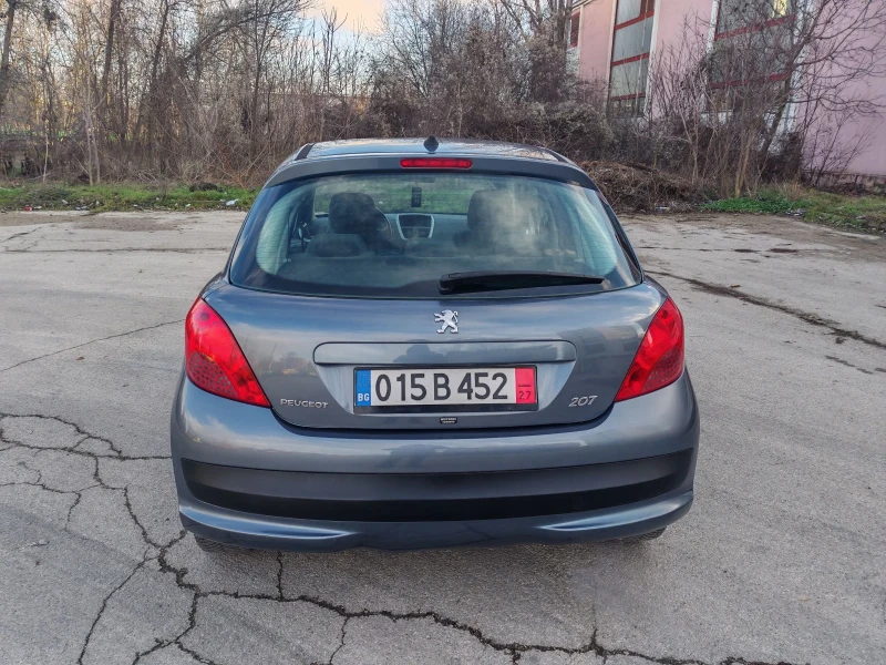 Peugeot 207 1.4i 73ks стария мотор, снимка 5 - Автомобили и джипове - 52932465