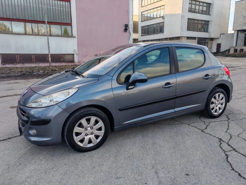 Peugeot 207 1.4i 73ks стария мотор, снимка 2 - Автомобили и джипове - 52932465