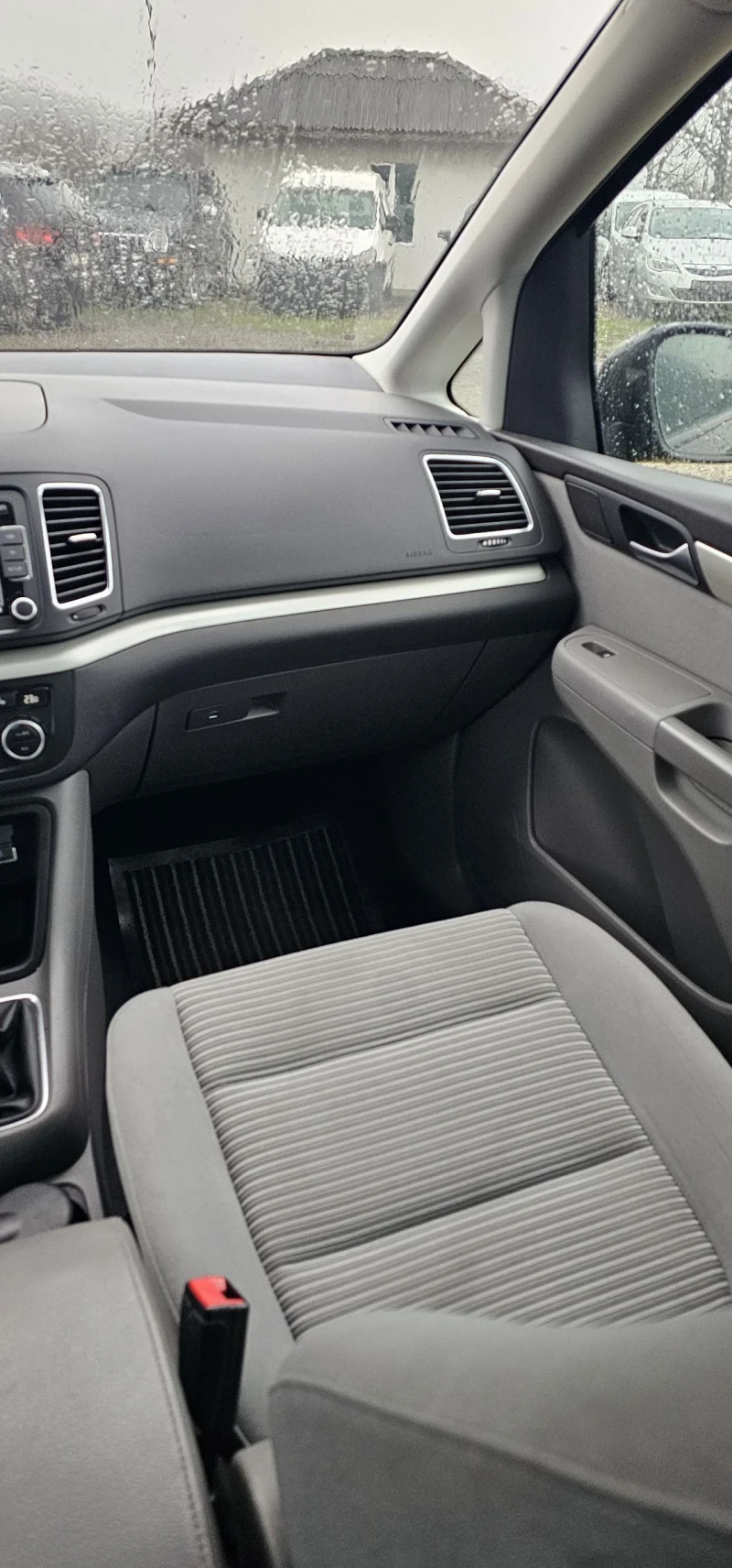 Seat Alhambra 2.0TDI 140K 6SK, снимка 14 - Автомобили и джипове - 53473652