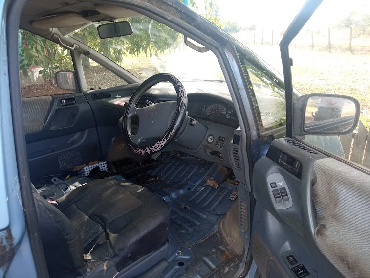 Toyota Previa, снимка 2 - Автомобили и джипове - 48706726