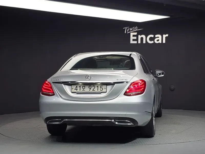 Mercedes-Benz C 220 Bluetec Avantgarde, снимка 4 - Автомобили и джипове - 53825505