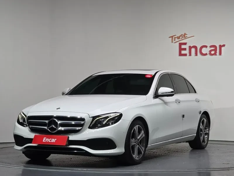 Mercedes-Benz E 300 4Matic Avantgarde