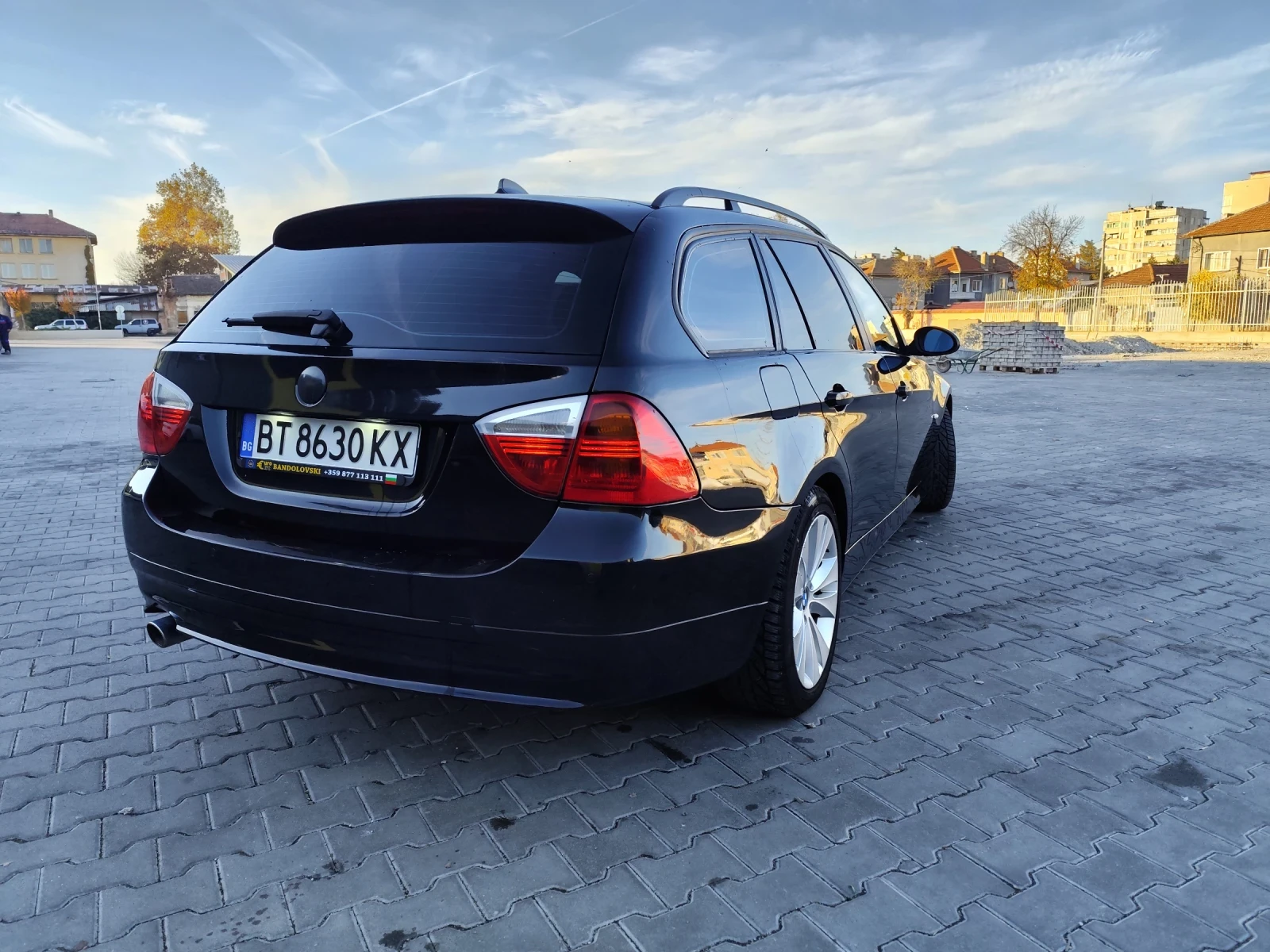 BMW 320  - изображение 6