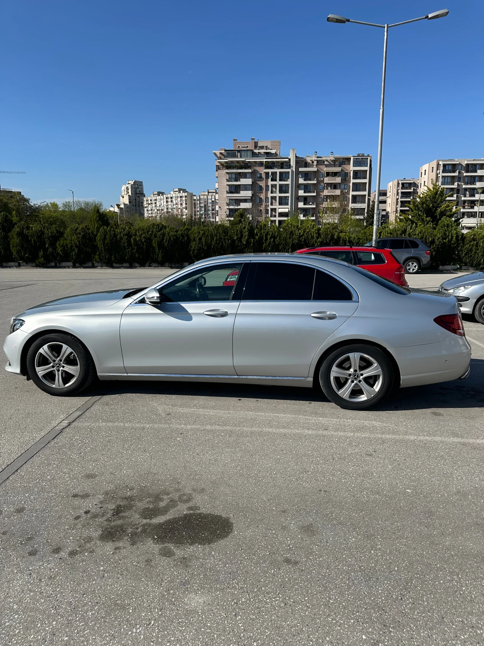 Mercedes-Benz E 220 E220d  - изображение 5
