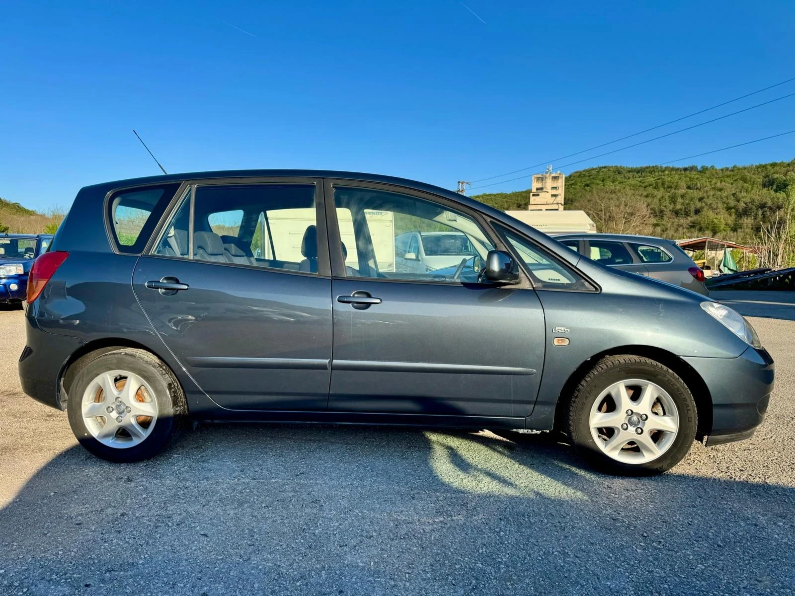 Toyota Corolla verso 2.0 D-4D, 90к.с., КЛИМАТРОНИК  - изображение 7
