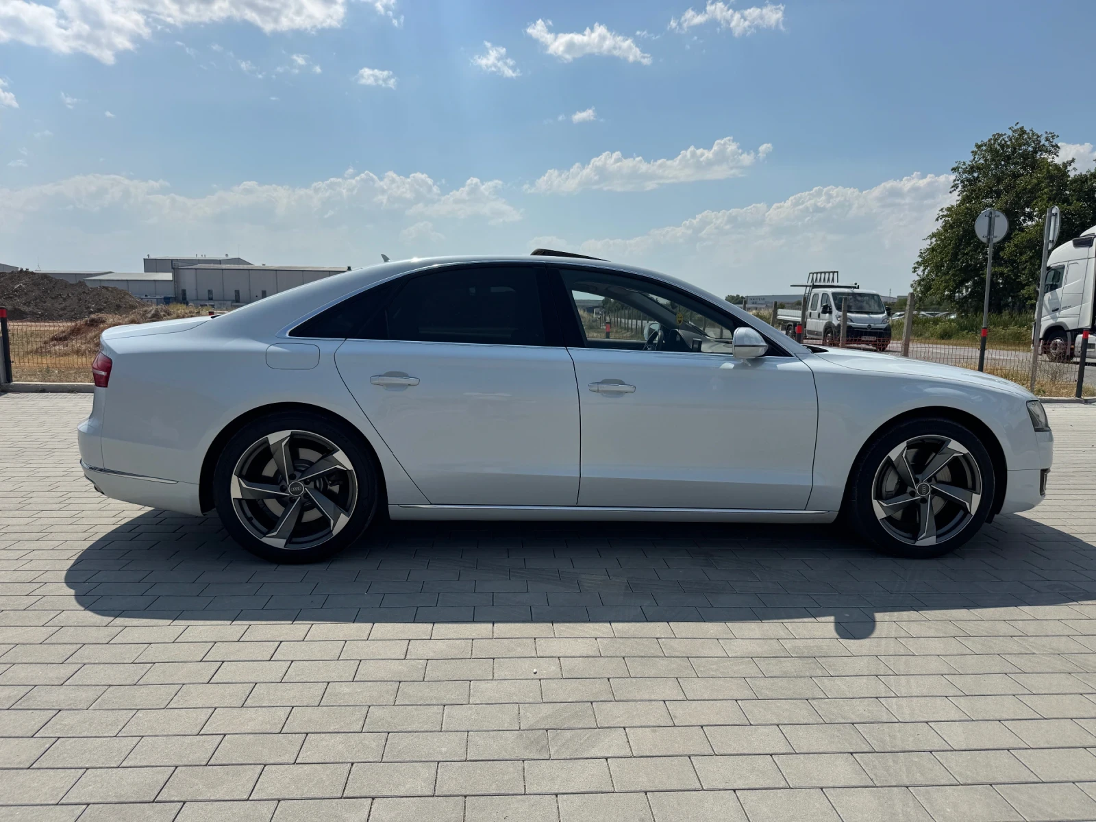 Audi A8 СПЕШНО - изображение 6