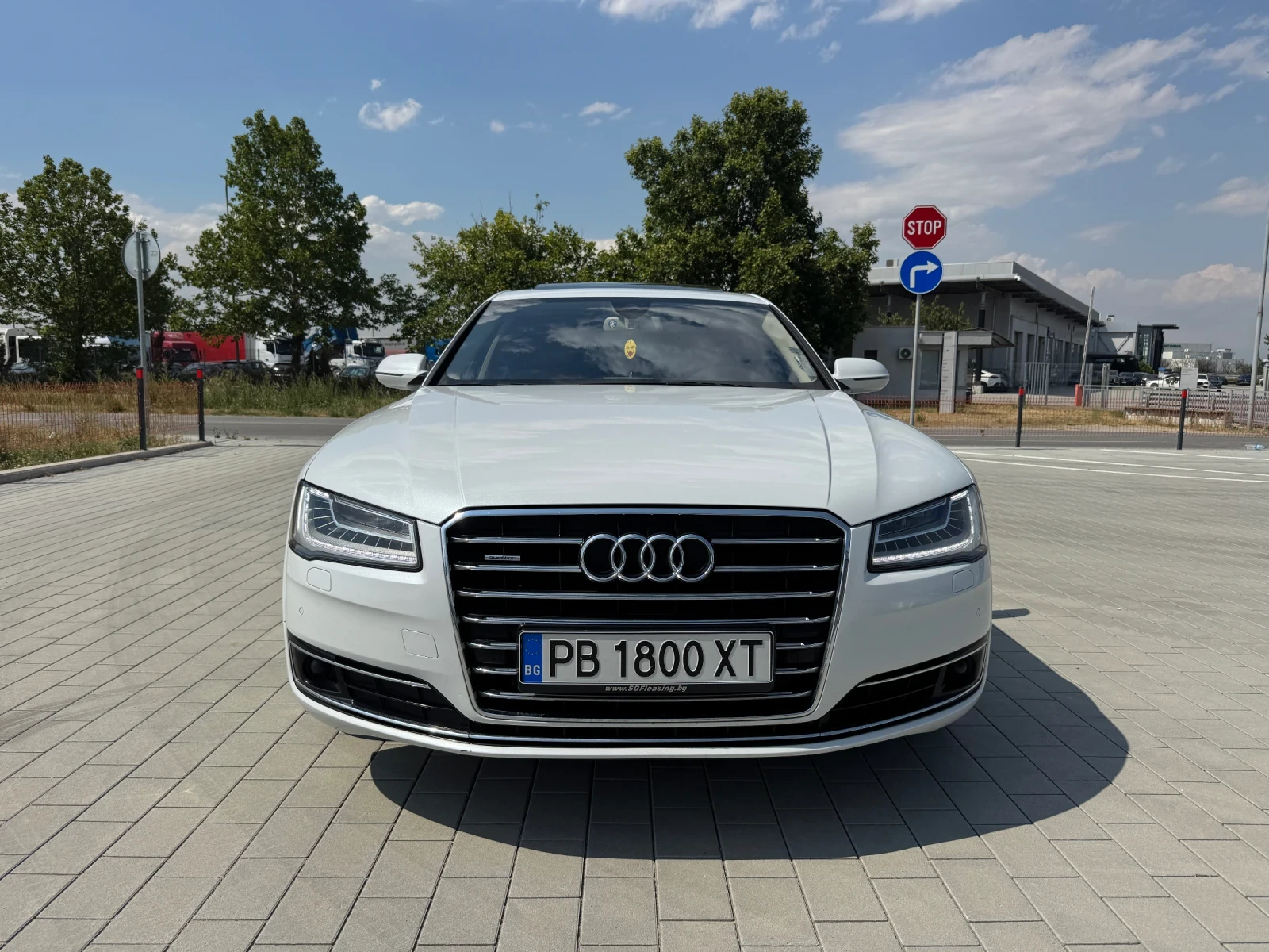 Audi A8 СПЕШНО - изображение 2