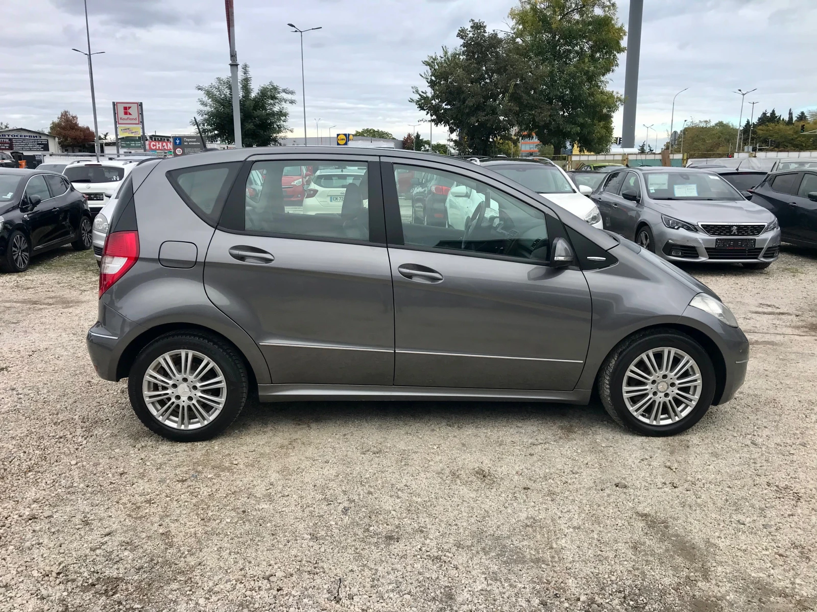 Mercedes-Benz A 180 CDi-AUTOM.FACE-full - изображение 8