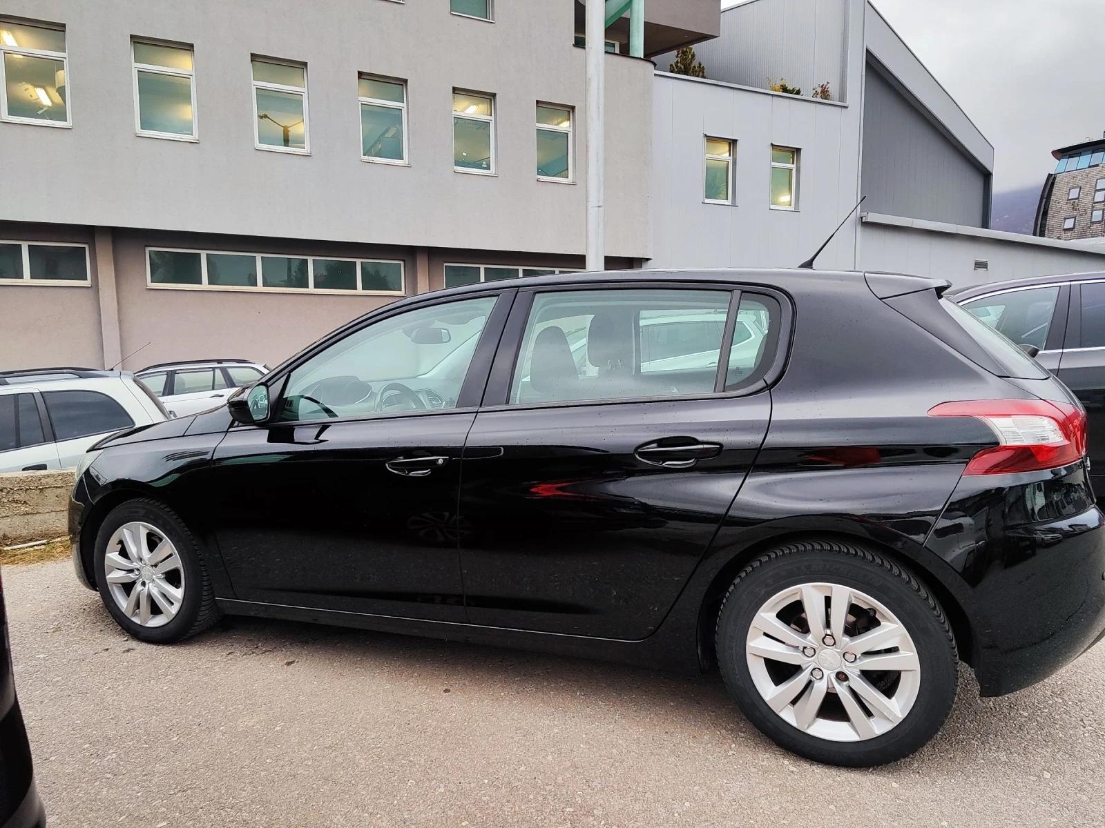 Peugeot 308 1.2 Turbo  131 hp - изображение 8