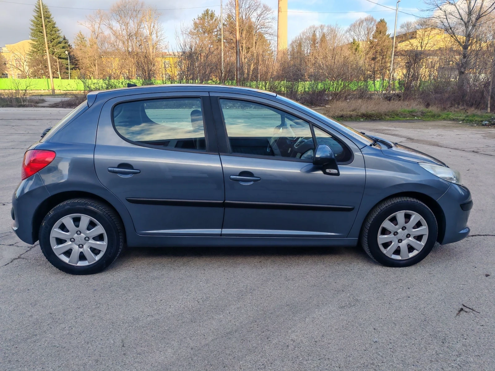 Peugeot 207 1.4i 73ks ������ ����� | Mobile.bg � ����������� 7