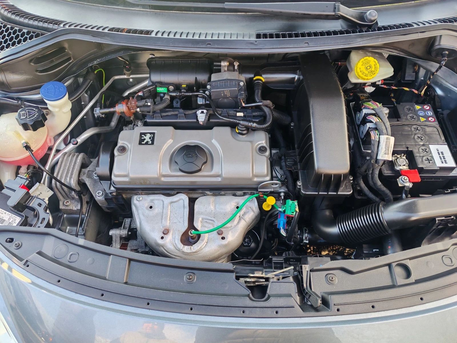 Peugeot 207 1.4i 73ks ������ ����� | Mobile.bg � ����������� 10