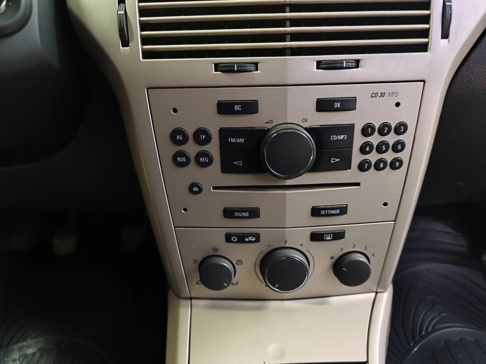 Opel Astra 1.6-115�� | Mobile.bg � ����������� 13