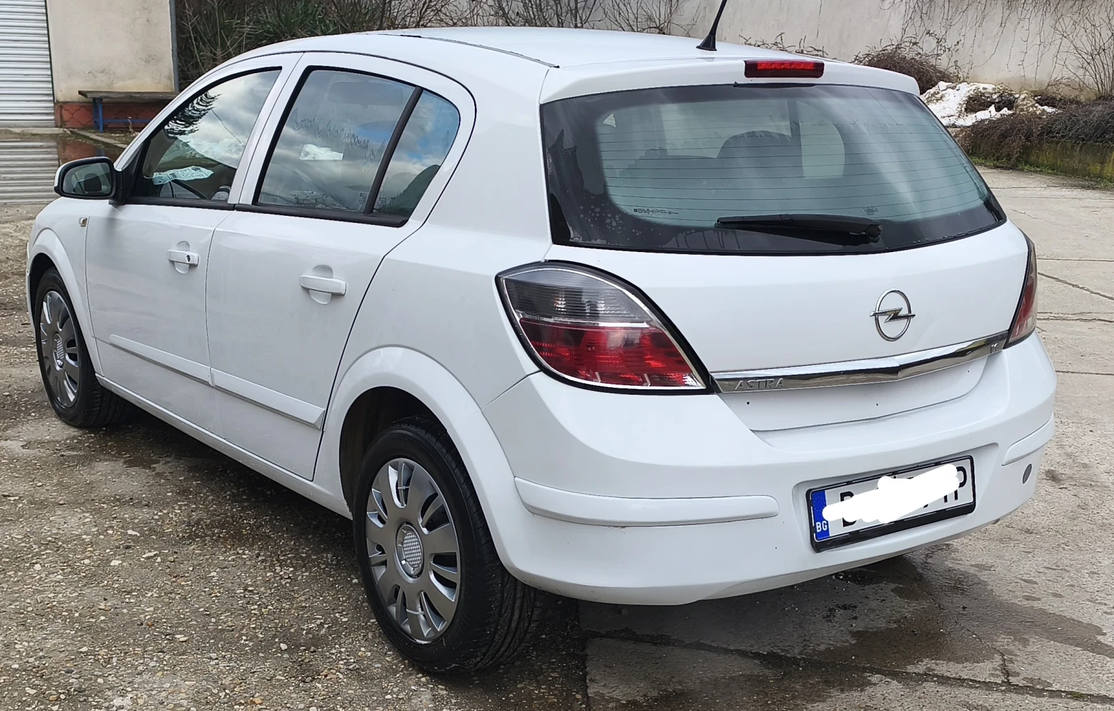 Opel Astra 1.6-115кс - изображение 4