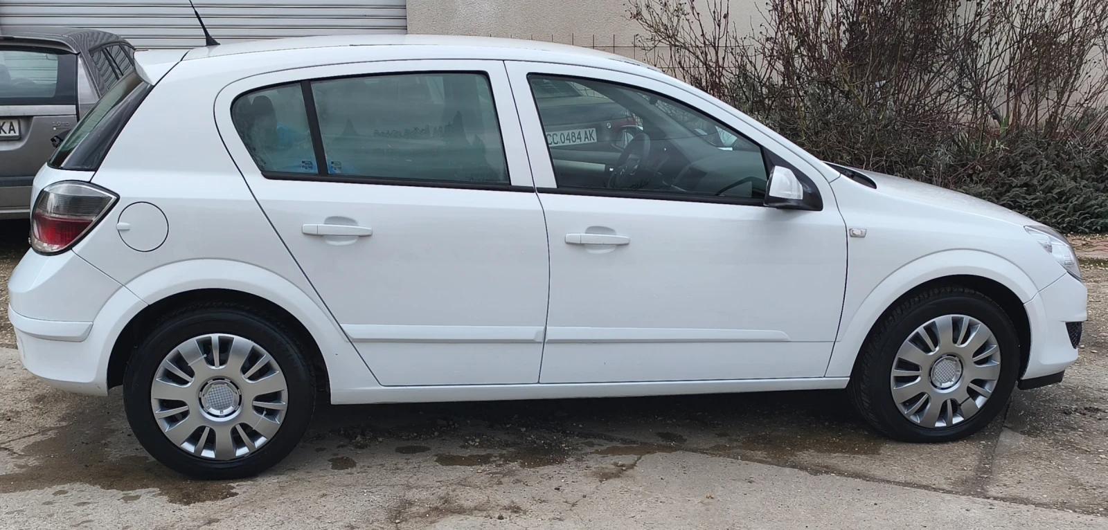 Opel Astra 1.6-115кс - изображение 7