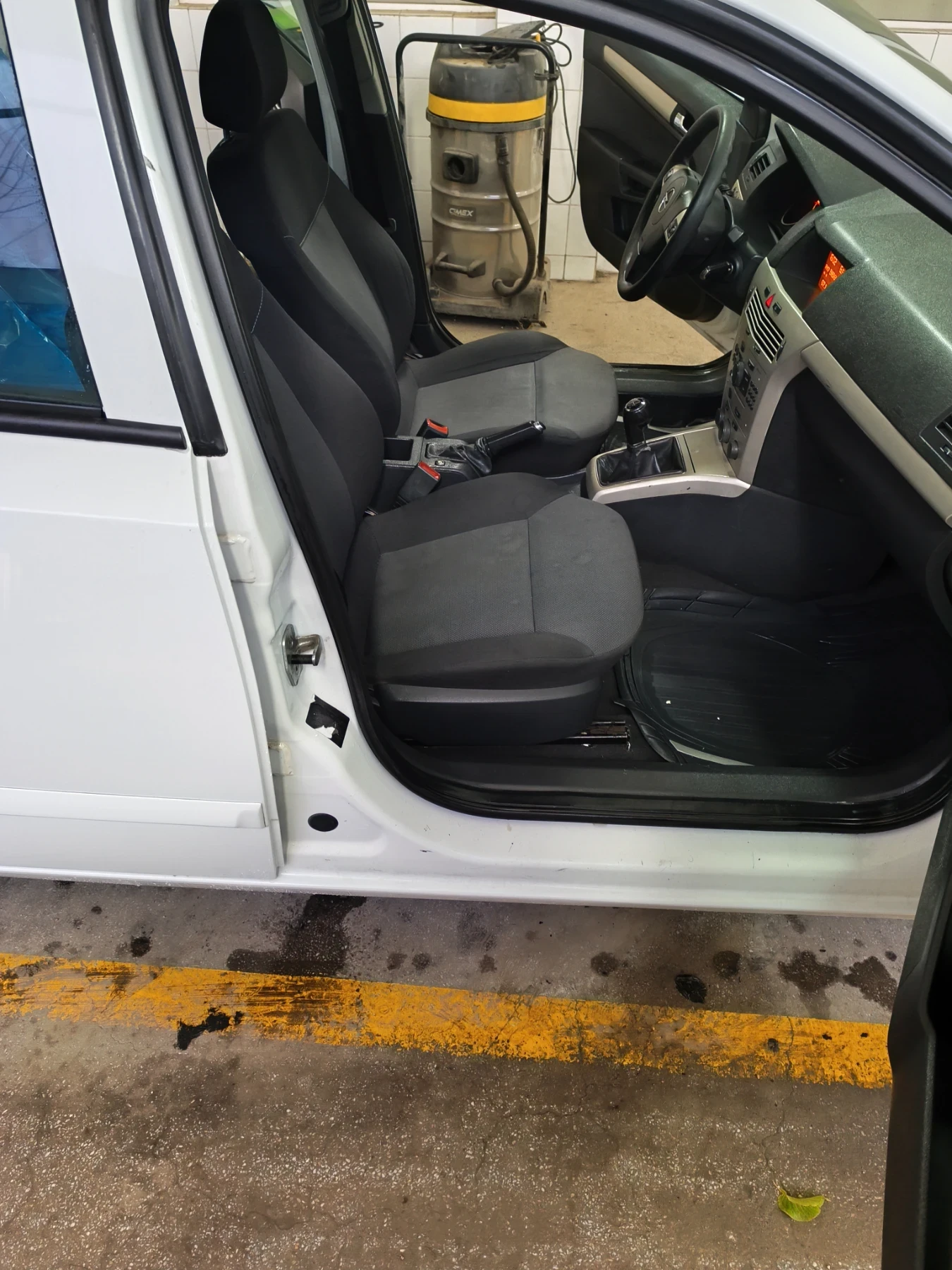 Opel Astra 1.6-115кс - изображение 10