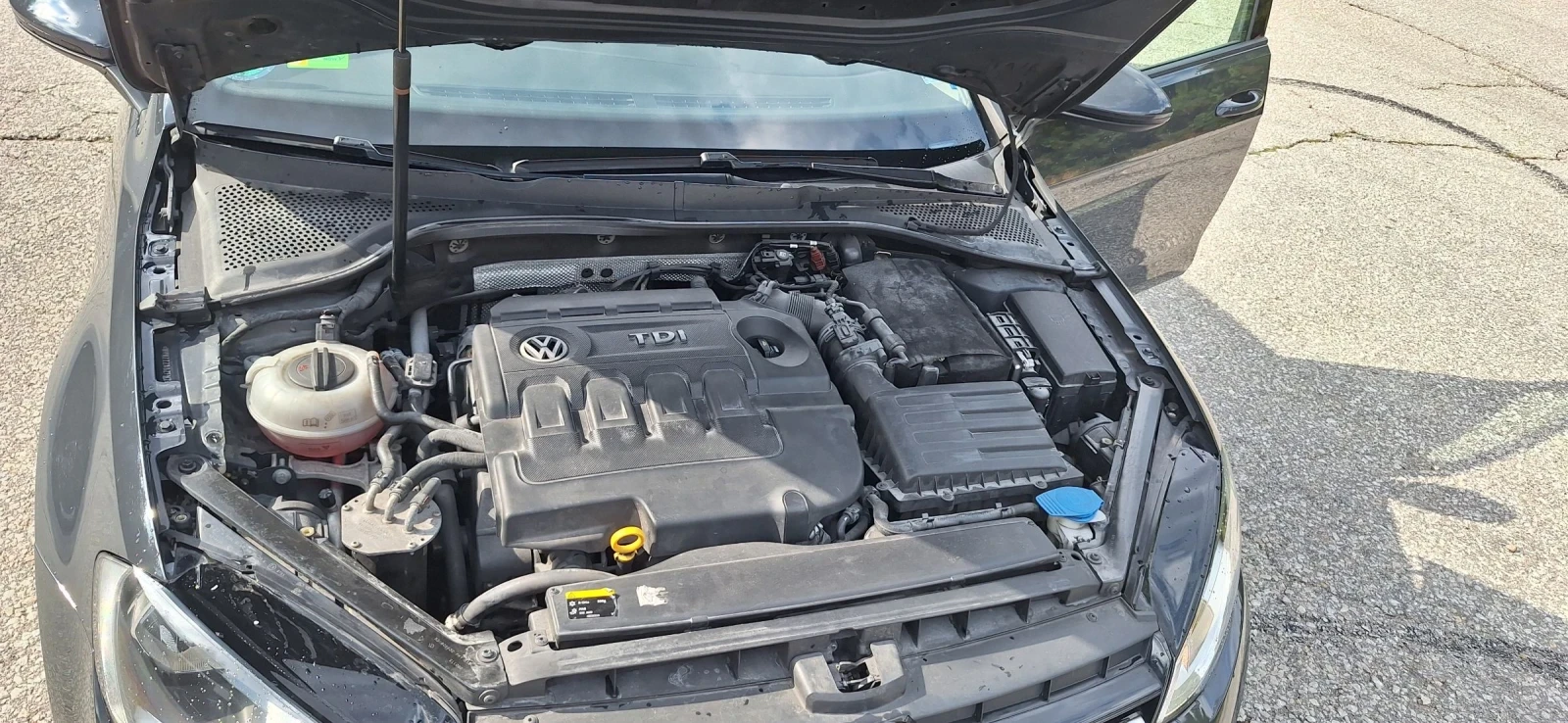 VW Golf, снимка 15 - Автомобили и джипове - 53841479