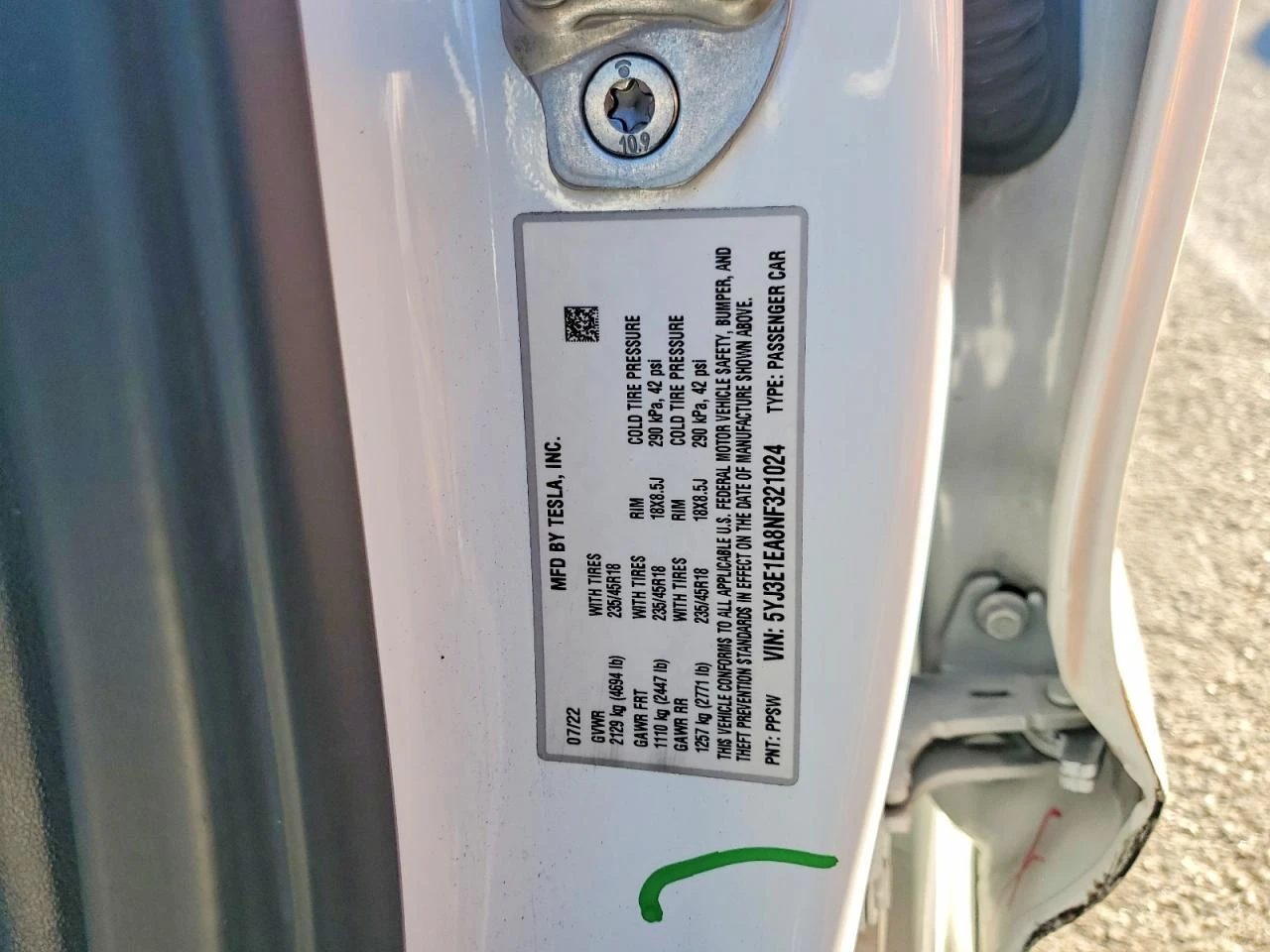 Tesla Model 3, снимка 12 - Автомобили и джипове - 54273369