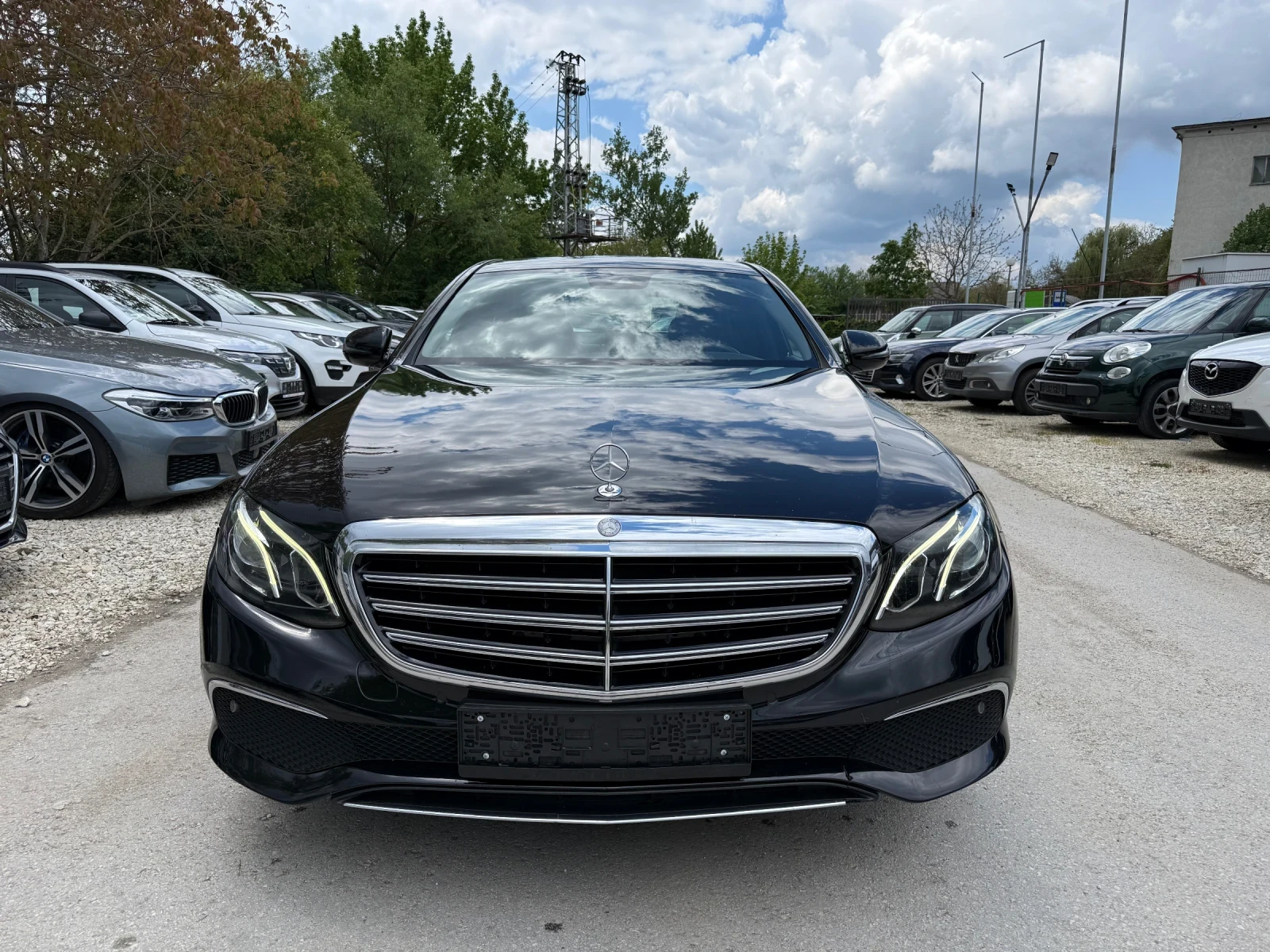 Mercedes-Benz E 220 2.2d - 194к.с. - Топ състояние, снимка 3 - Автомобили и джипове - 54378299